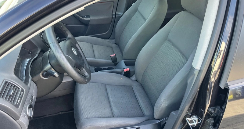 Volkswagen Golf cena 12000 przebieg: 270000, rok produkcji 2006 z Skała małe 407